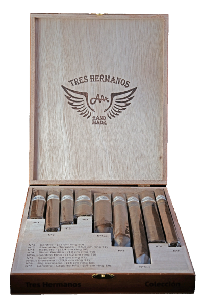 Tres Hermanos Colección